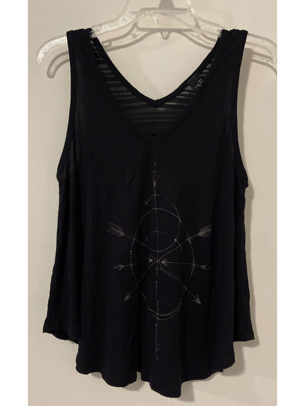 The Classic Womens Small Black Sleeveless Soft Flowy Vneck Tank Top! A1476